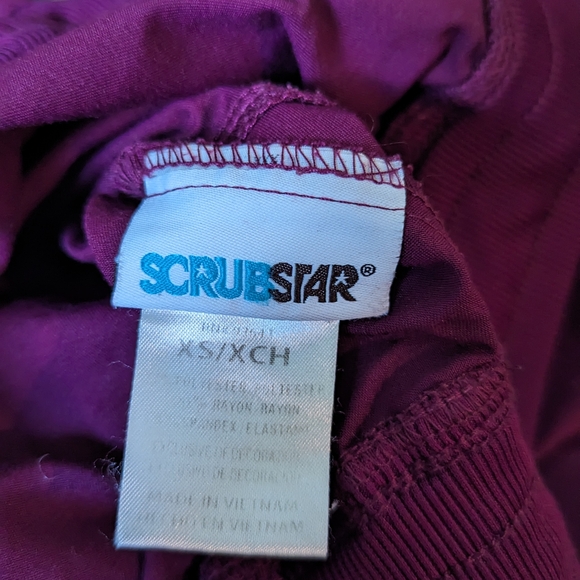 Scrub Set - Picture 4 of 5